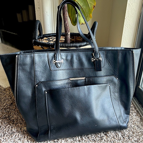 Coach Handbags - Coach Taylor 32824 Black Leather Tote